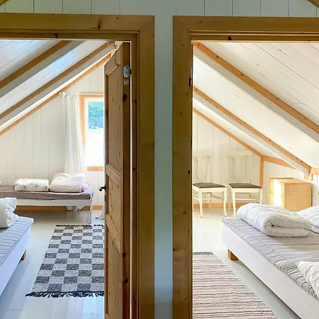 Holiday home Renovated Boathouse From 1960 By The Sea In Boroya