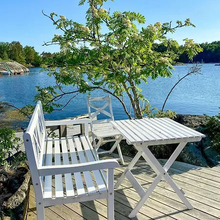 Renovated Boathouse From 1960 By The Sea In Boroya Casa vacanze *