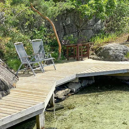 Renovated Boathouse From 1960 By The Sea In Boroya * Tvedestrand