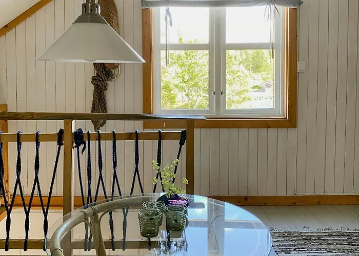Renovated Boathouse From 1960 By The Sea In Boroya Dom wakacyjny Tvedestrand