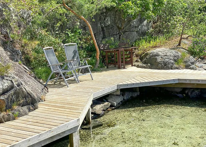 Renovated Boathouse From 1960 By The Sea In Boroya * トベーデストラン